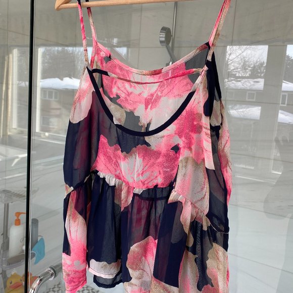 women's print top in airy chiffon - Picture 2 of 6